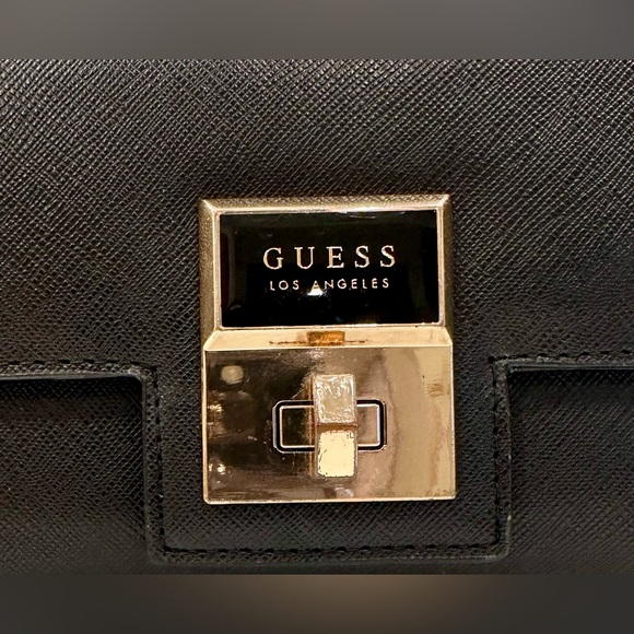 VTG Guess - Los Angeles - Black & Gold Wallet - VGUC - Picture 8 of 17